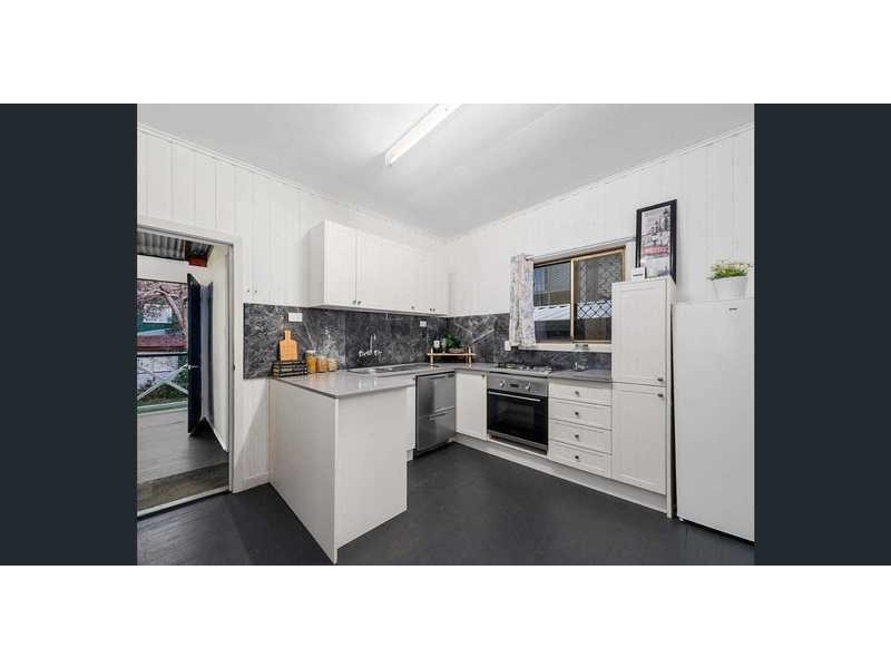 38 Sword Street, Woolloongabba QLD 4102