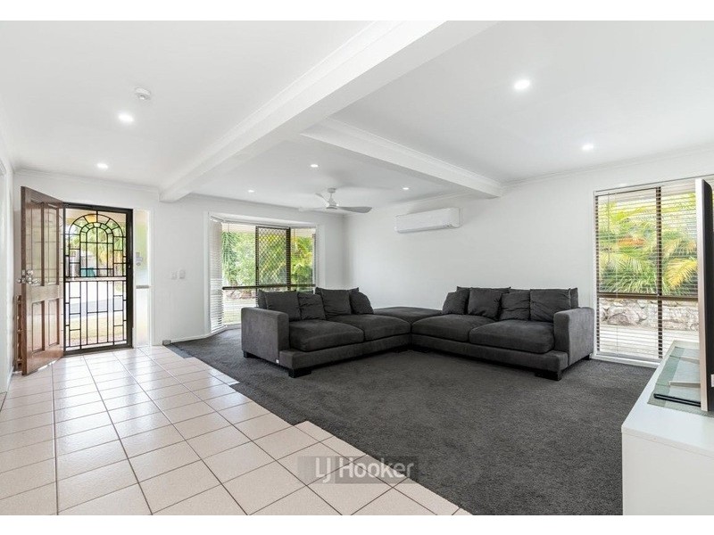 1 Itea Court, Regents Park QLD 4118
