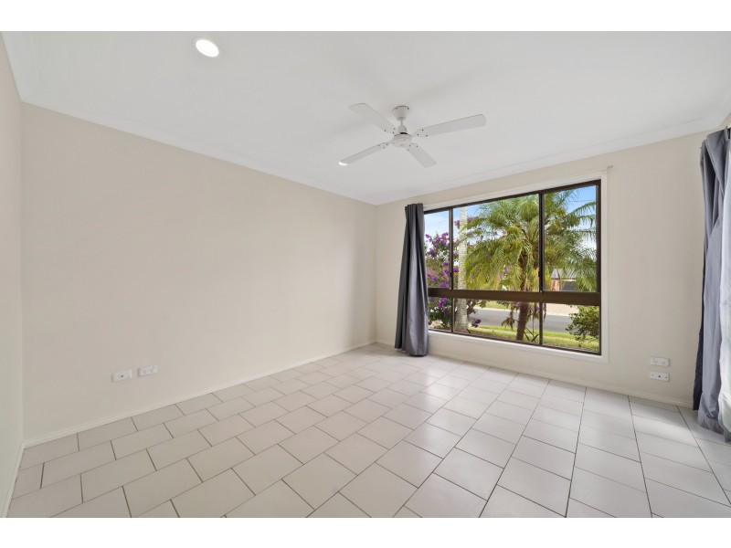 6 Sundowner Street, Regents Park QLD 4118