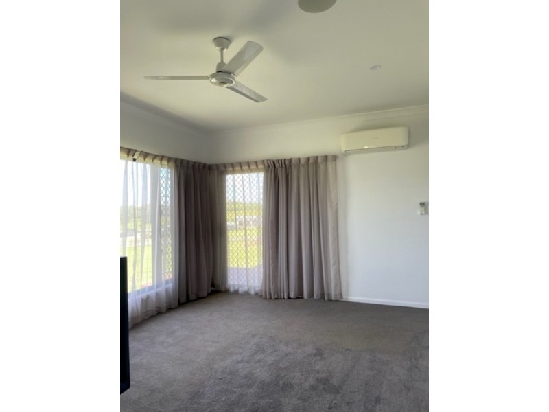 22 Stellajean Crescent, Alligator Creek QLD 4740