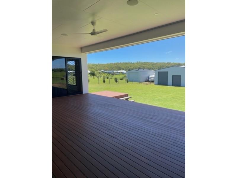 22 Stellajean Crescent, Alligator Creek QLD 4740