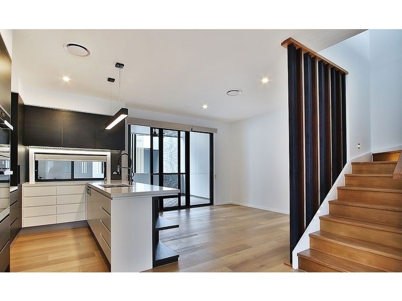 32/42 Johnston Street, Bulimba QLD 4171