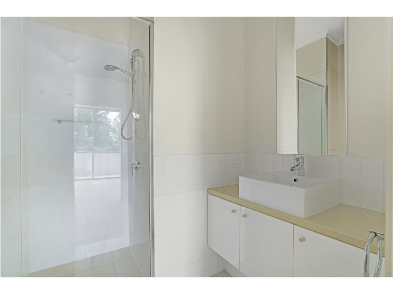212/129-133 Laver Drive, Robina QLD 4226