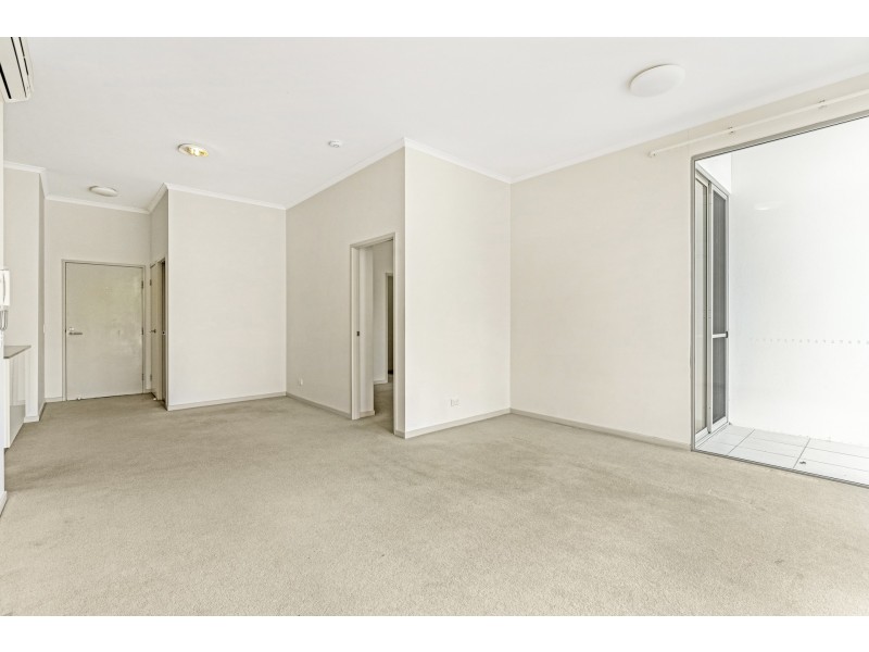 212/129-133 Laver Drive, Robina QLD 4226