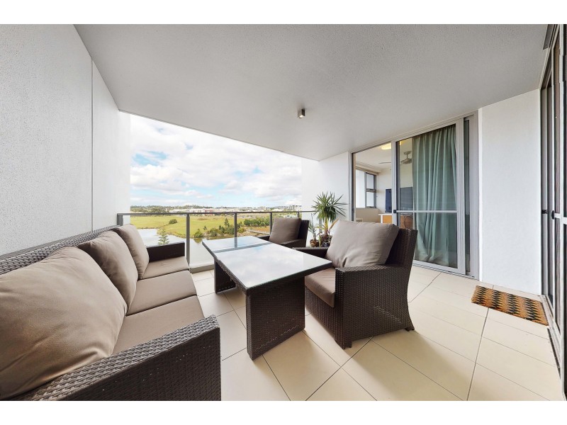 212/129-133 Laver Drive, Robina QLD 4226