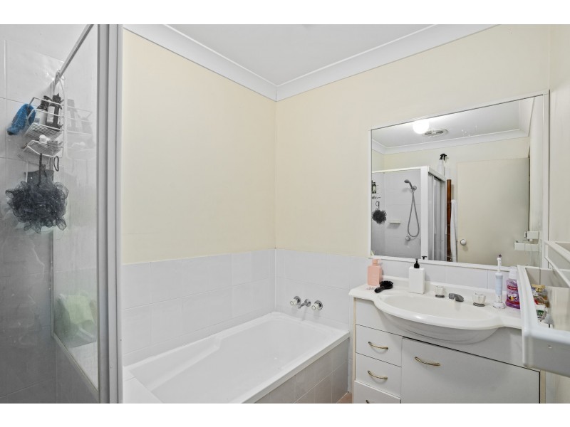 12/19 Harrow Place, Arundel QLD 4214