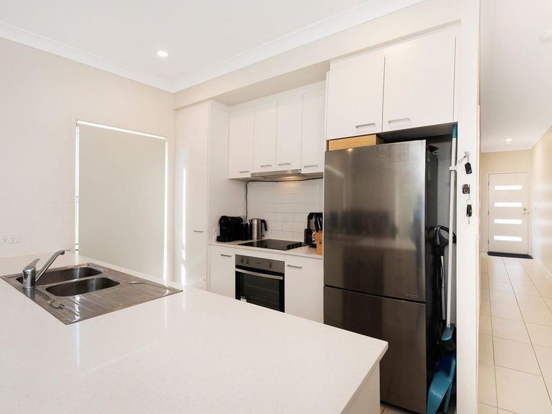 11 Sandy Close, Browns Plains QLD 4118