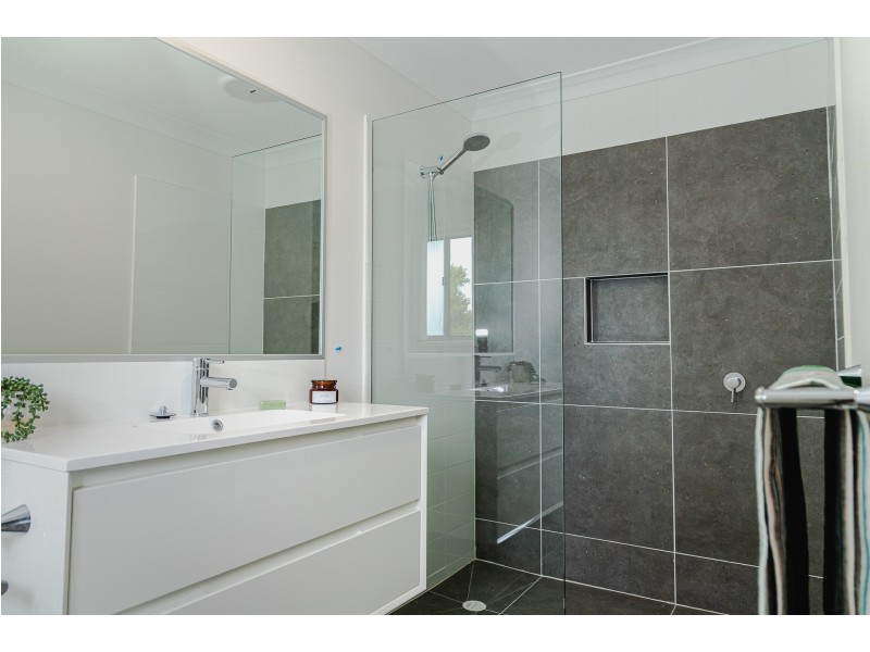24/82 CASCADE STREET, Raceview QLD 4305
