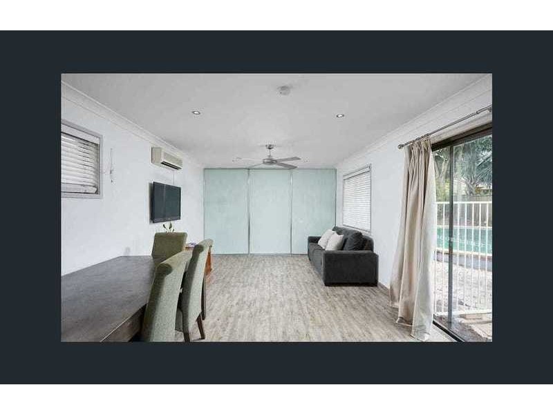 15 Tumbarumba Avenue, Ashmore QLD 4214
