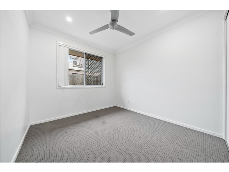 12 Denman Drive, Bundamba QLD 4304