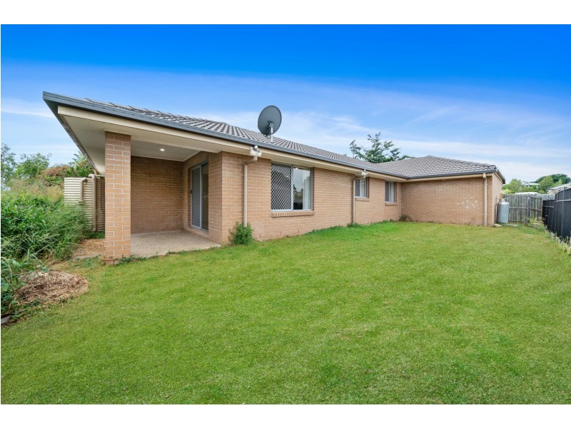 12 Denman Drive, Bundamba QLD 4304