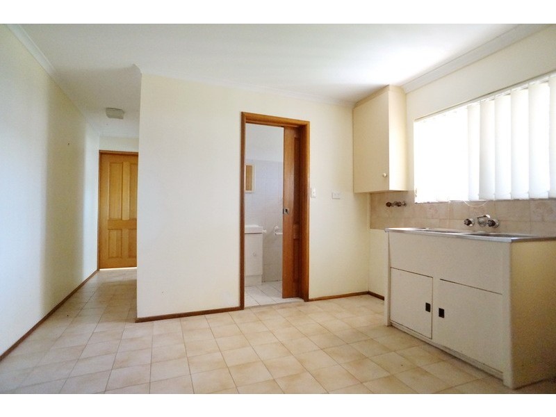 12 Belfairs Street, Robertson QLD 4109