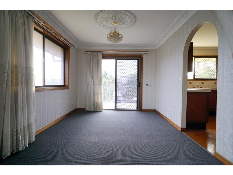 12 Belfairs Street, Robertson QLD 4109