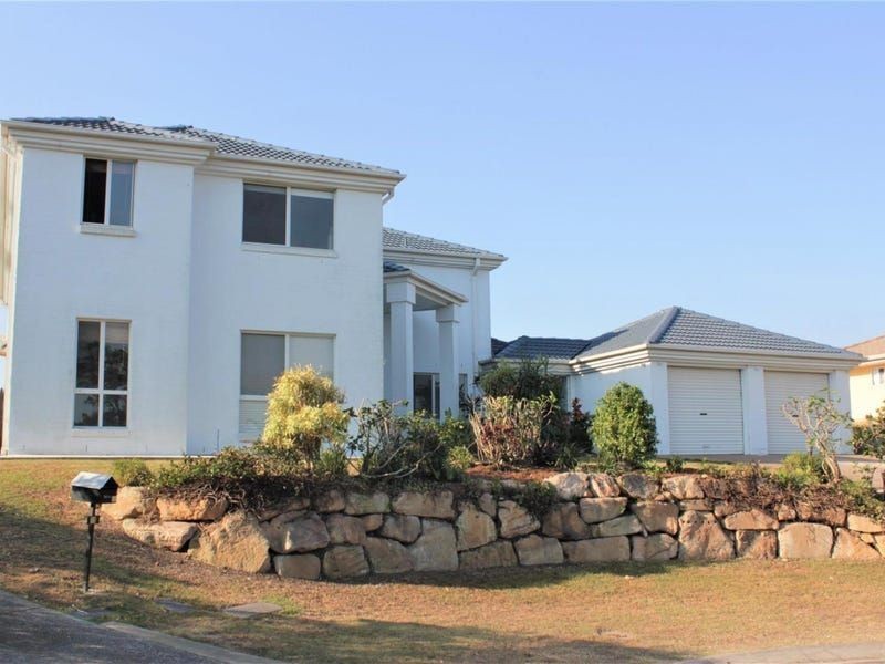 11 Kennet Place, Carina QLD 4152