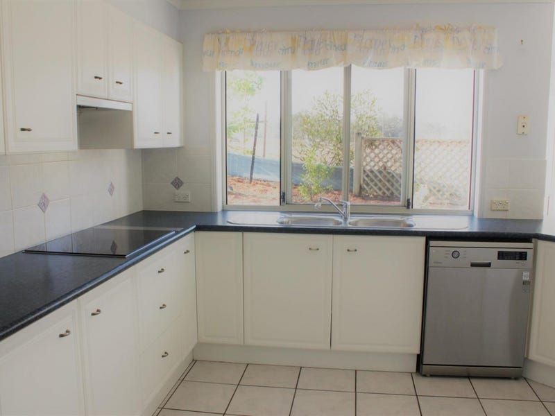 11 Kennet Place, Carina QLD 4152