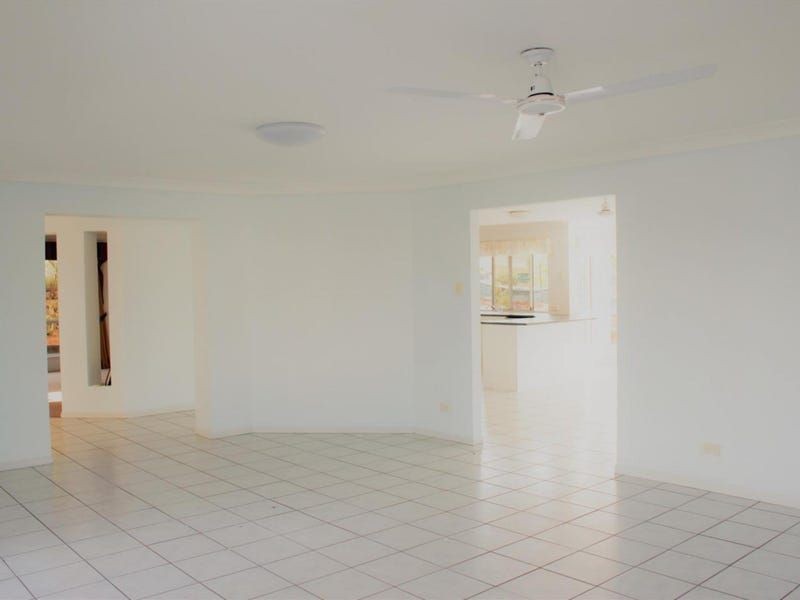 11 Kennet Place, Carina QLD 4152