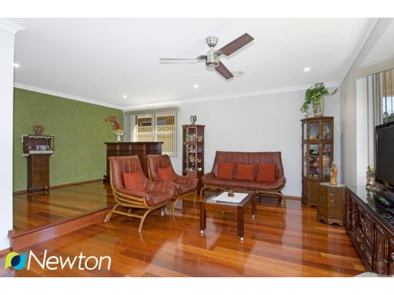 15 Essington Crescent, Sylvania NSW 2224