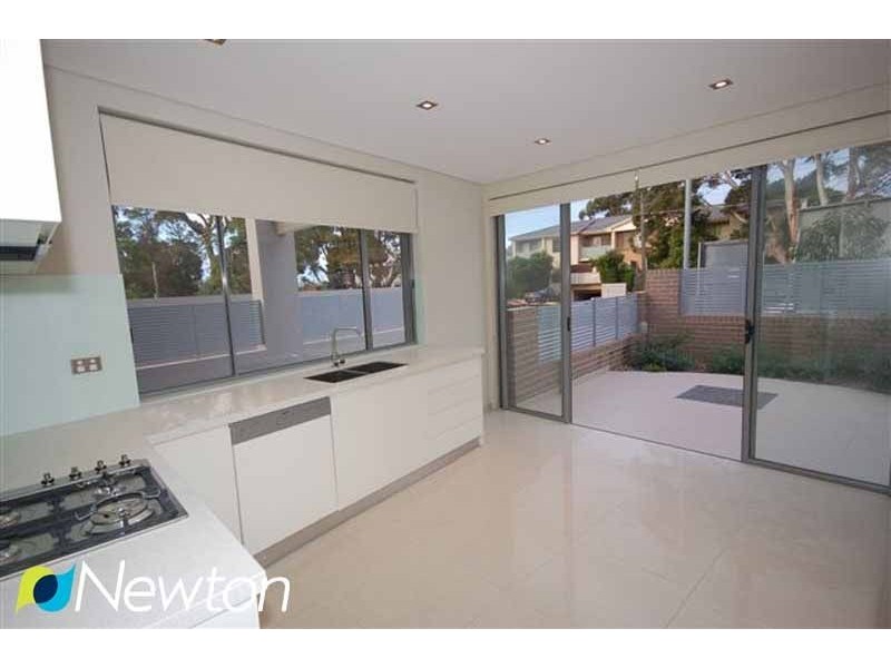13/21-25 High Street, Caringbah NSW 2229