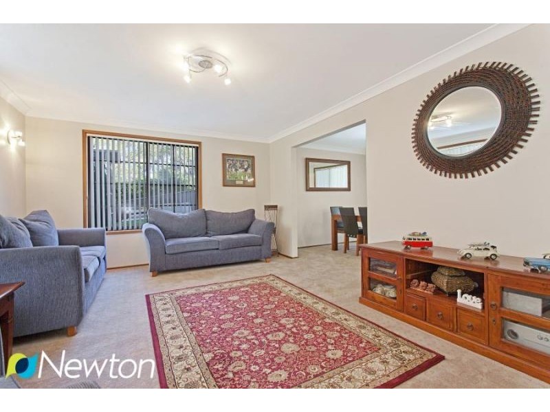 2 Moon Point Road, Illawong NSW 2234