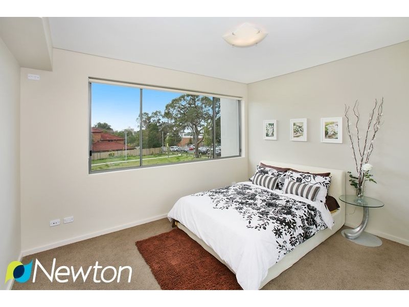 12/21 High Street, Caringbah NSW 2229
