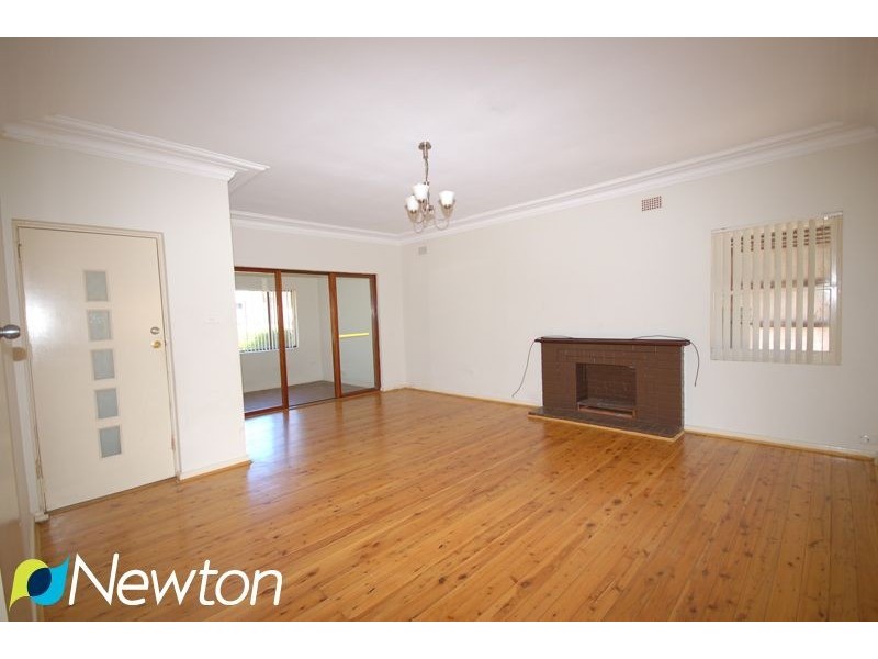 33 Kareena Road, Miranda NSW 2228