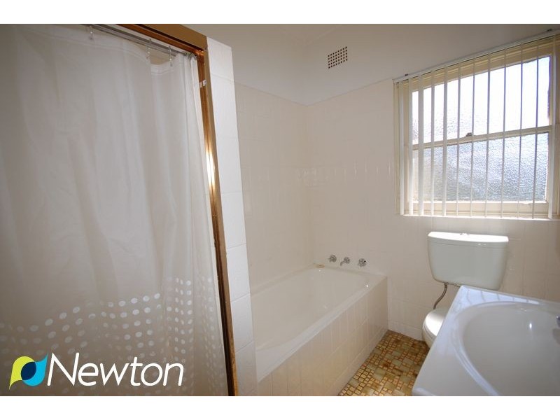 33 Kareena Road, Miranda NSW 2228