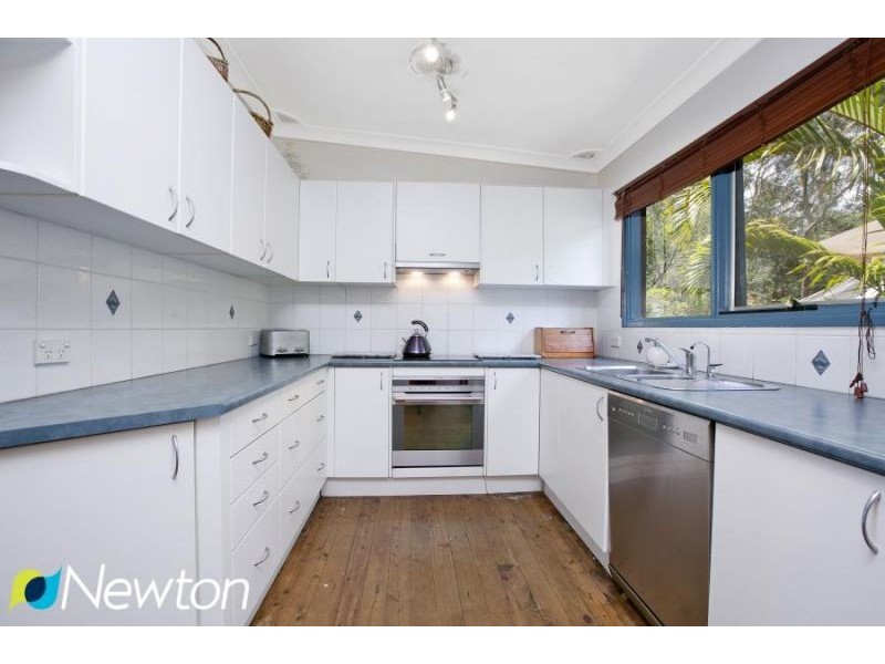 38 Wylie Street, Kirrawee NSW 2232