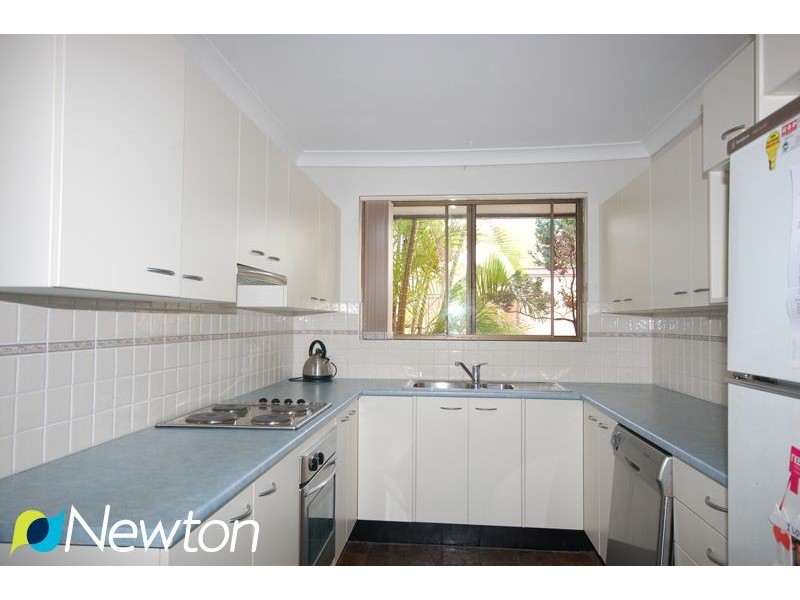 2/216 Willarong Rd, Caringbah NSW 2229