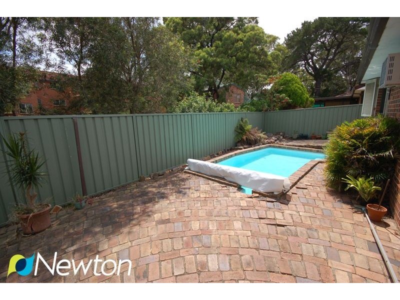 2/216 Willarong Rd, Caringbah NSW 2229