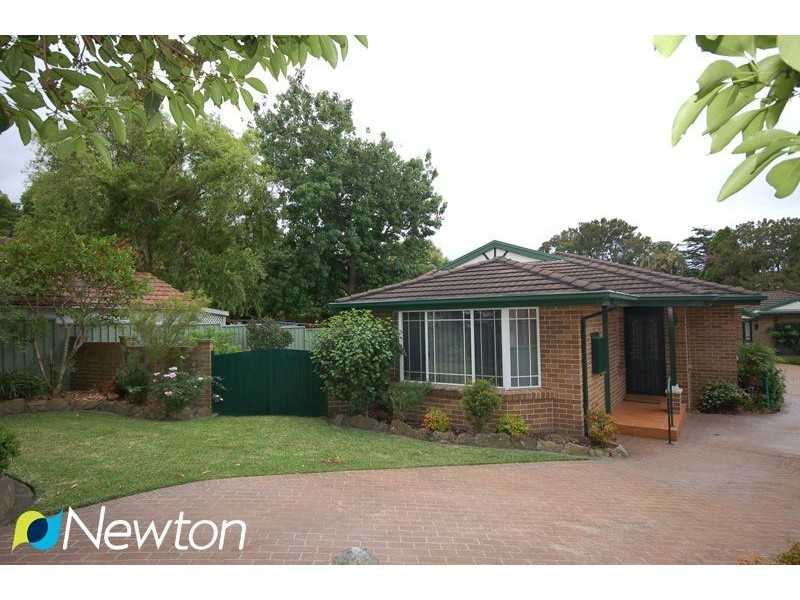 1/2 Gillwinga Ave, Caringbah NSW 2229