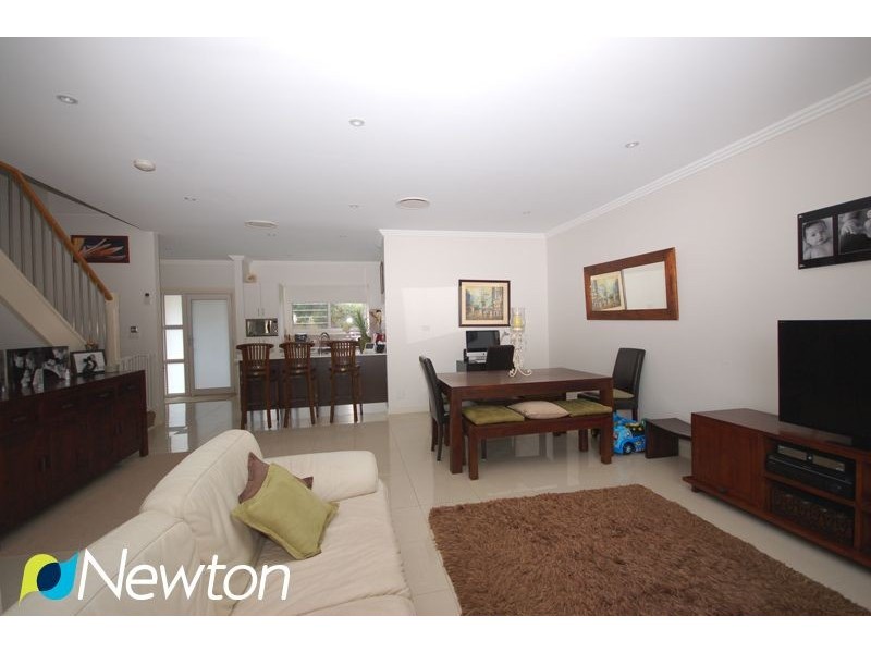 4/17 Jacaranda Rd, Caringbah NSW 2229