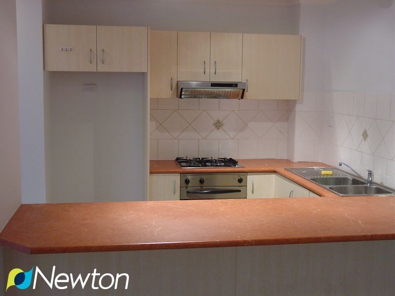 2/28 Urunga Pde, Miranda NSW 2228