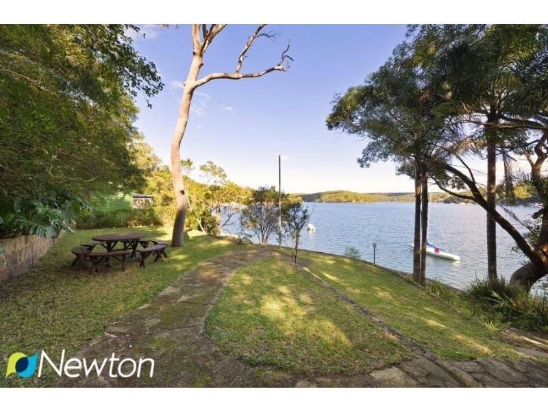 18-20 Maroopna Road, Yowie Bay NSW 2228