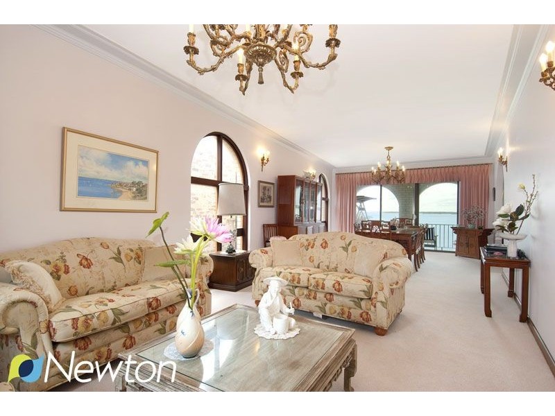 14 Woodlands Road, Taren Point NSW 2229