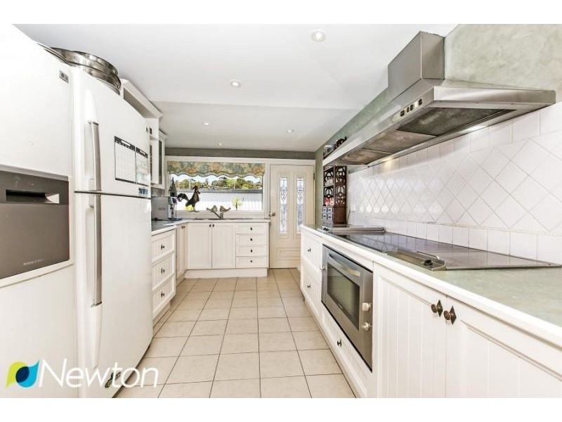 32 Matson Crescent, Miranda NSW 2228