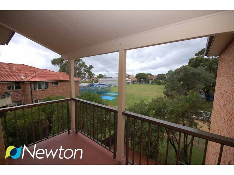 18/200 Willarong Road, Caringbah NSW 2229