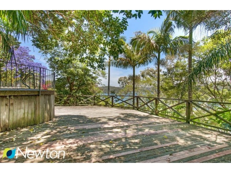 10 Maroopna Road, Yowie Bay NSW 2228