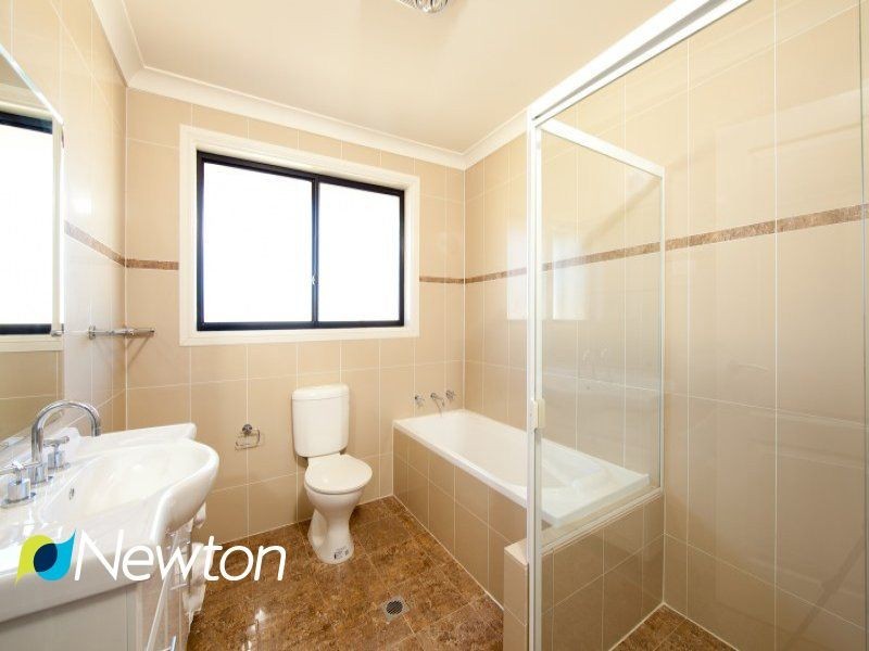 2/6 Combara Avenue, Caringbah NSW 2229