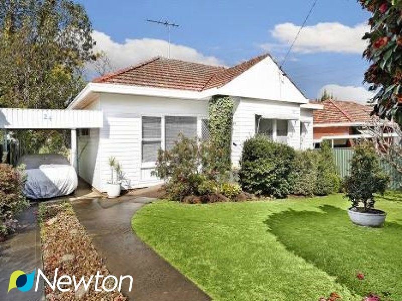 24 Huntingdale Ave, Miranda NSW 2228