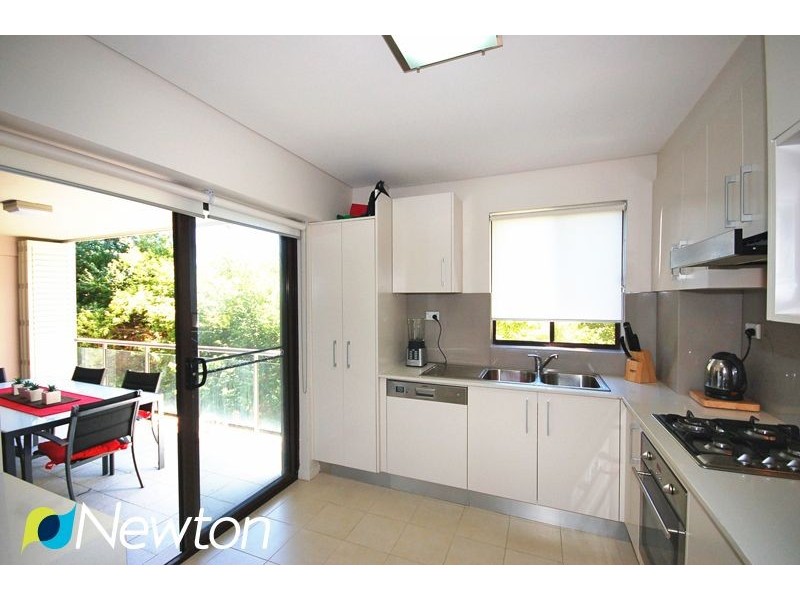 18/6-8 Banksia Rd, Caringbah NSW 2229
