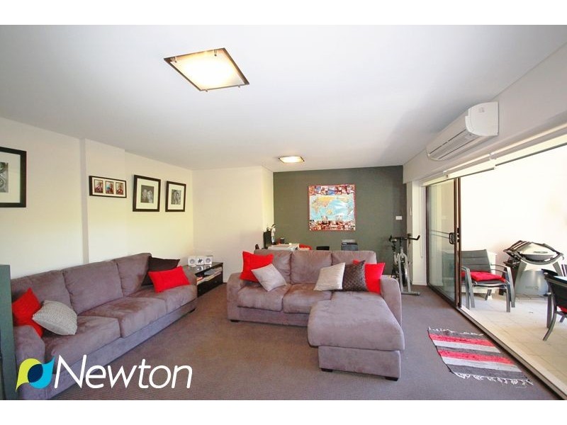 18/6-8 Banksia Rd, Caringbah NSW 2229