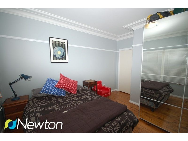 37 Manchester Rd, Gymea NSW 2227