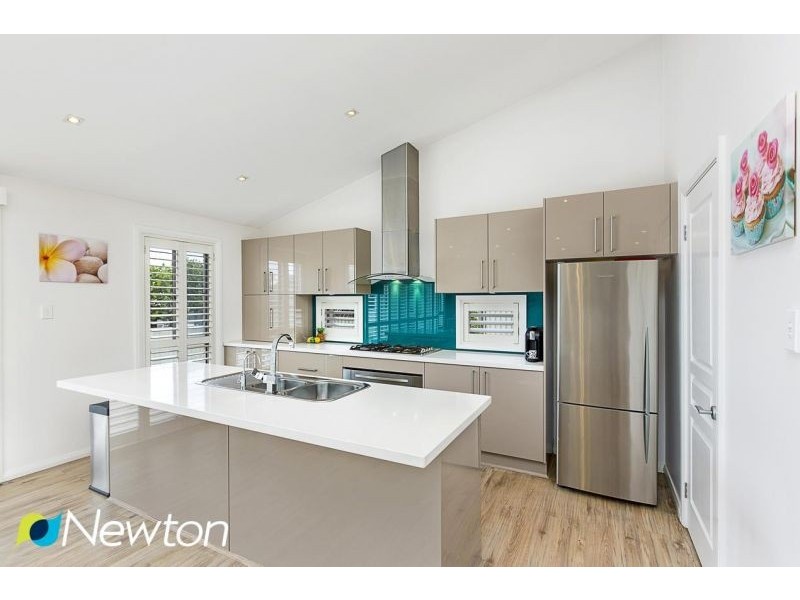 6 Peach Tree Lane, Kirrawee NSW 2232