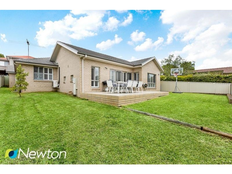 6 Peach Tree Lane, Kirrawee NSW 2232