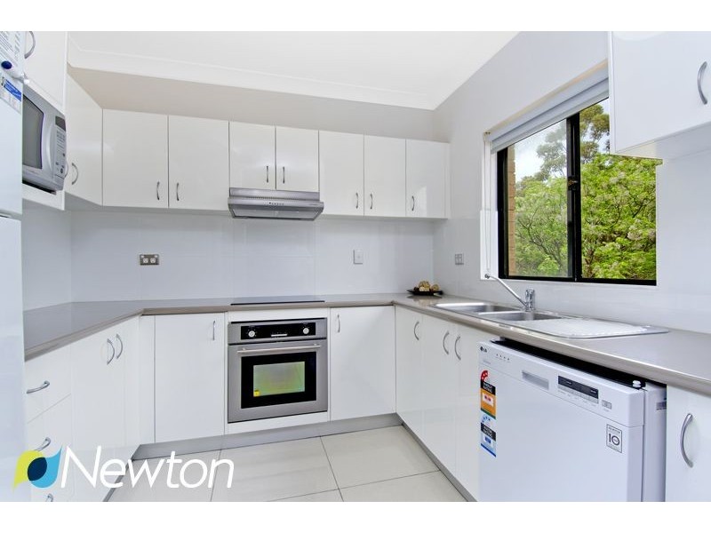 8/16-26 Park St, Sutherland NSW 2232