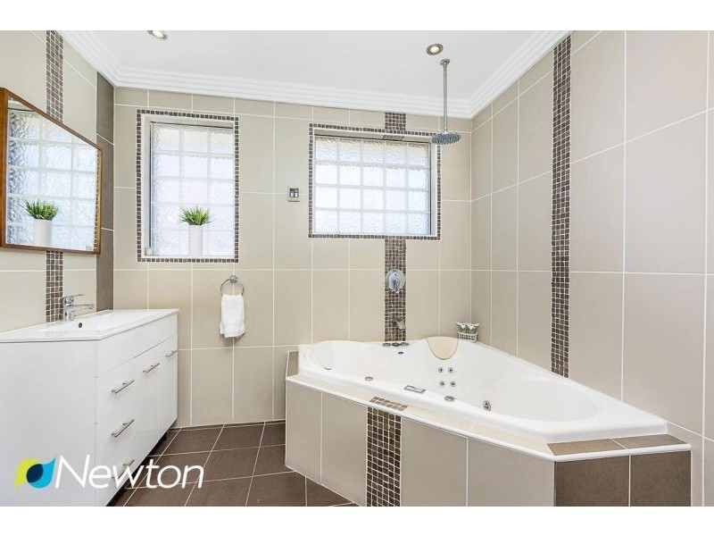 92 Manchester Road, Gymea NSW 2227