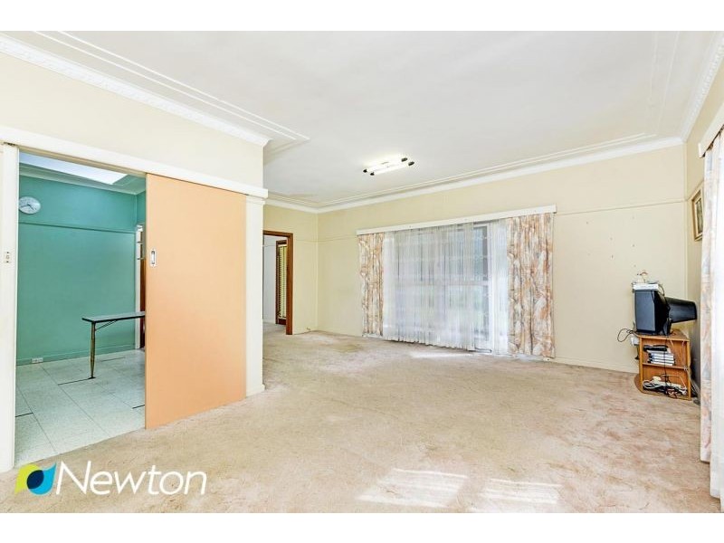 6 Minerva Street, Kirrawee NSW 2232