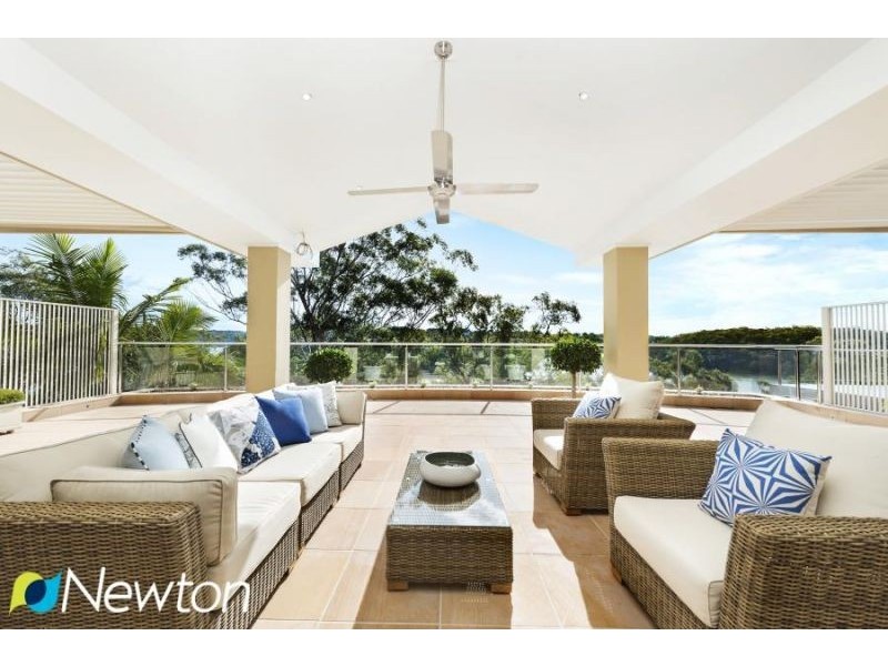 27 Cranbrook Place, Illawong NSW 2234