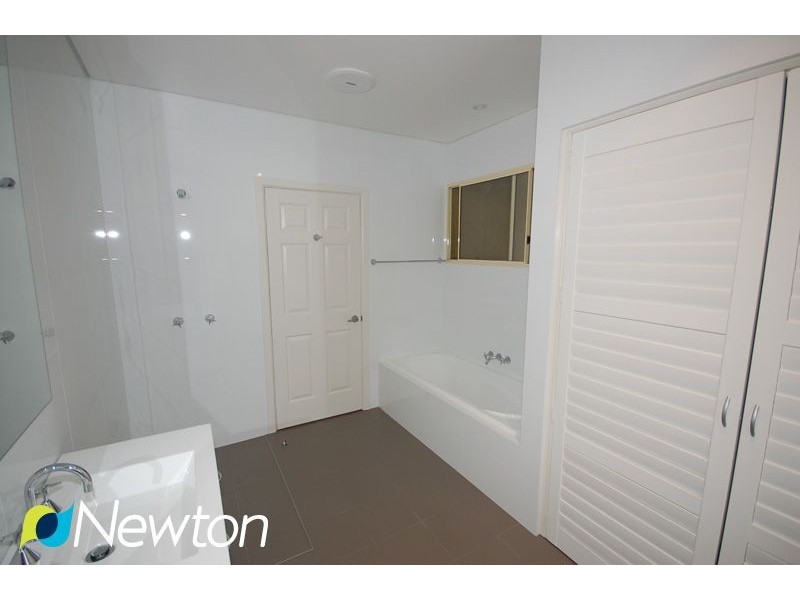 11 Swan Street, Lilli Pilli NSW 2229