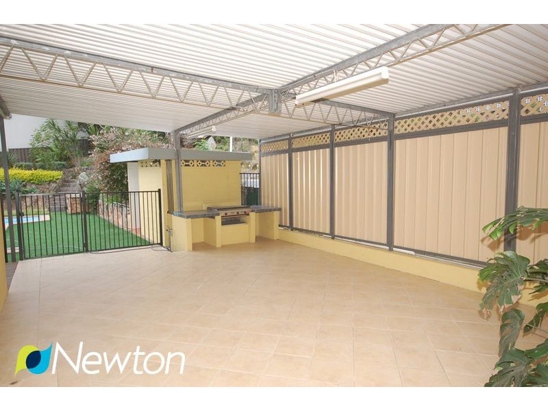 11 Swan Street, Lilli Pilli NSW 2229